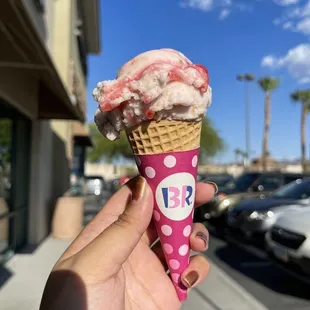 Strawberry Streusel non-dairy