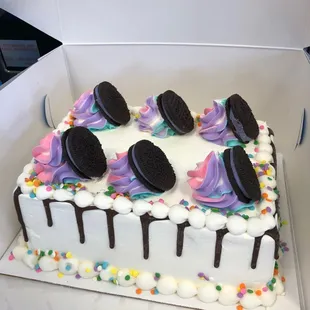 Oreo Cake (1/2 Sheet, 8-12 servings)