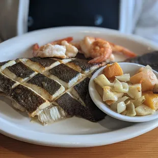 Flounder (looks nice but tasted too fishy for me)
