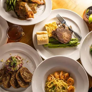 food, chicken wings and fried chicken