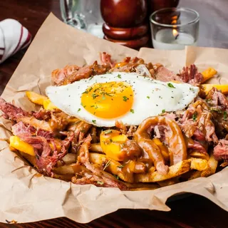 Pulled Ham Poutine