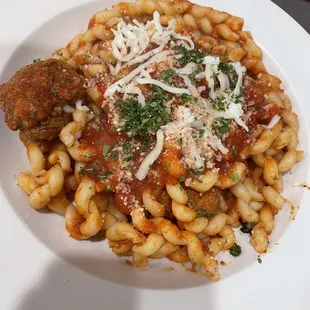 Fusilli with meatballs