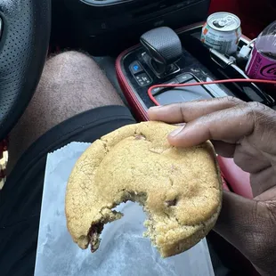 New and improved chocolate chip cookie. Comes with 4 chocolate chips