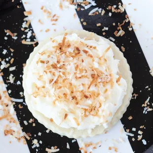Toasted Coconut Cream Cookie