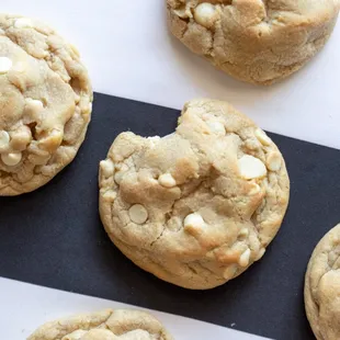 White Chocolate Macademia Nut Cookie