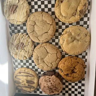 Chocolate chip, pumpkin chocolate chip, banana Nutella, biscoff, chocolate buttercream, and snickerdoodle cookies