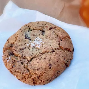 Chocolate chip cookie with some sea salt on top. Delicious!