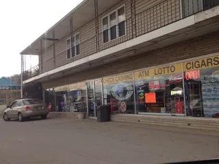 Pour Housebottle Shop