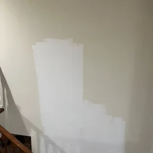 That&apos;s how they left our walls. After they were told to at least paint corner to corner. Same way in bathroom too