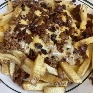 Chili cheese fries