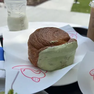 Ice Cream & Frozen Yogurt