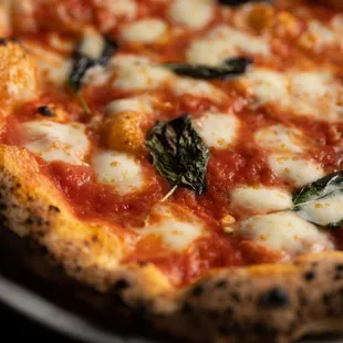 a closeup of the pizza