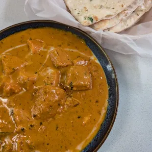 Chicken tikka masala and garlic naan