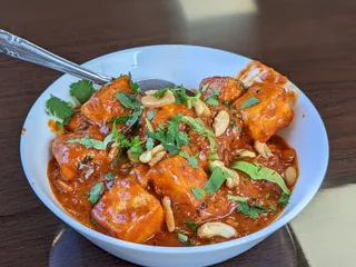 Naans Indian Bar and Grill