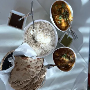 Karaikudi Veg Curry, Aloo Gobi Mutter, Jeera Basmati Rice, and Tandoori Roti!