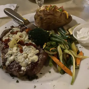 NY Strip dinner special with bleu cheese and sun dried tomatoes