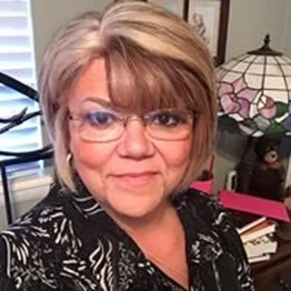 Tracey W.