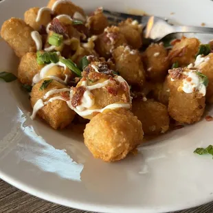 Like warm loaded tots. Coulda used more cheese. Tasty though!