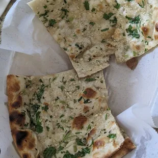 Garlic naan