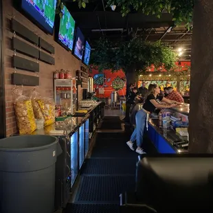 Bar working