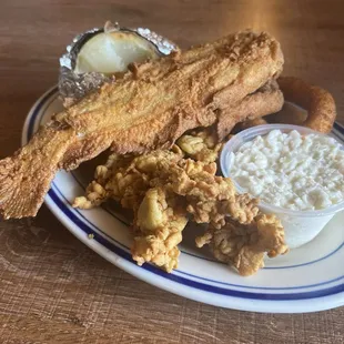 Whole Catfish and Oysters Combination Platter