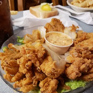 Super crispy blooming onion!!!