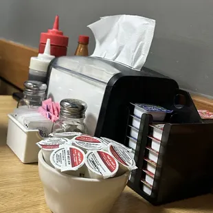 Table amenities