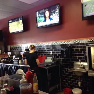 Cozy diner - loved it!