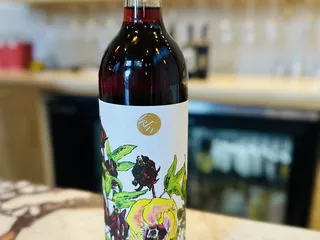 Coco Noir Wine Shop & Bar