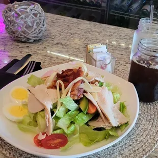 Iced Americano and a Turkey salad