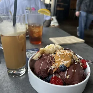 Açaí bowl + cold brew