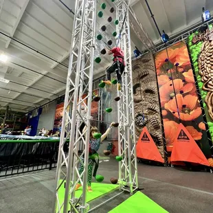 Climbing wall