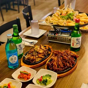 Pork Belly BBQ, Spicy Chicken Feet, Fishcake Skewer Stew, Jinro is back, Fresh, Original Soju
