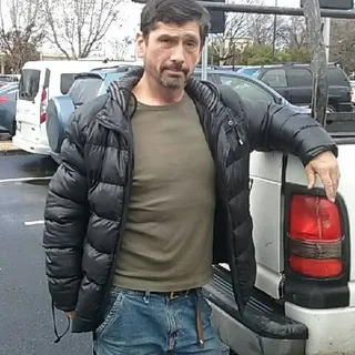 Dan D.