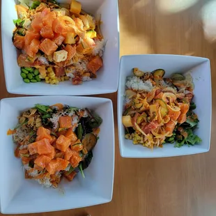 Fresh high-quality poke bowl, consisting of salmon, spicy salmon, tuna and high-quality ingredients!