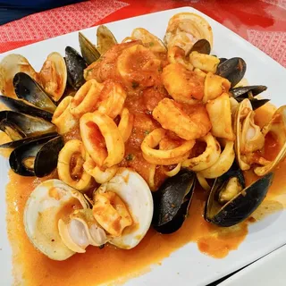 Seafood Linguine