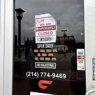 a closed sign in the window