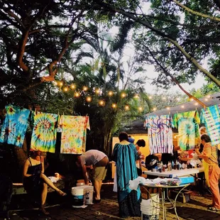 60s Party Tye Dye t-shirt making