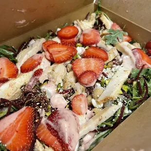 Strawberry Arugula salad