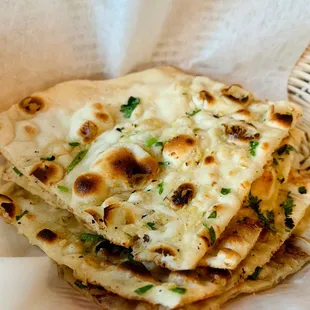 Garlic naan