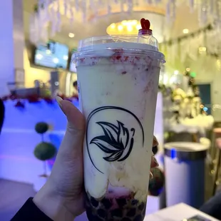 Strawberry Crumble Boba