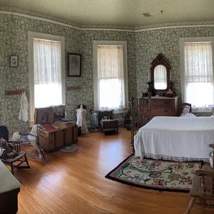 Selby house child&apos;s room