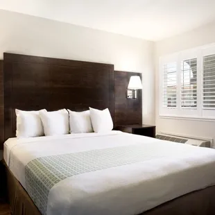 Baymont Inn &amp; Suites Modesto