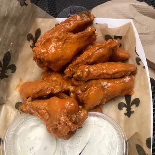 Buffalo Chicken Wings (8)