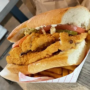 catfish poboy