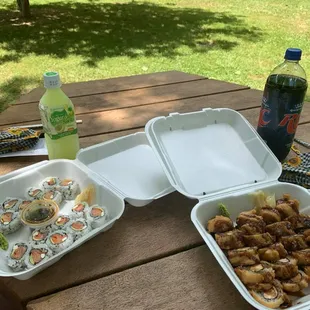 Two smoked salmon rolls and two dancing dragon rolls