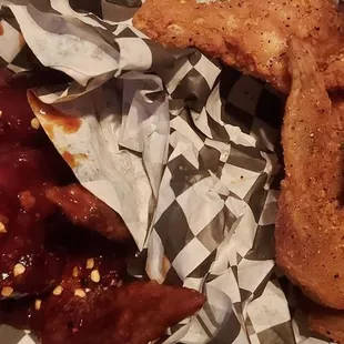 Chipotle BBQ/ Lemon Pepper wings (10 piece 1/2 &amp; 1/2)