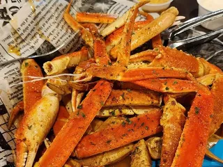 The Crab & Catfish