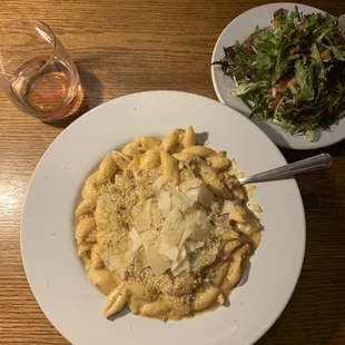 Macaroni and cheese, house salad, wine