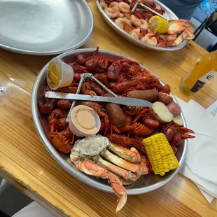 3 lbs crawfish and 1/2 Dungeness cluster